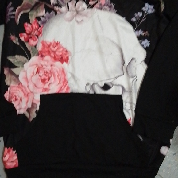 Light hoodie - Picture 2 of 4